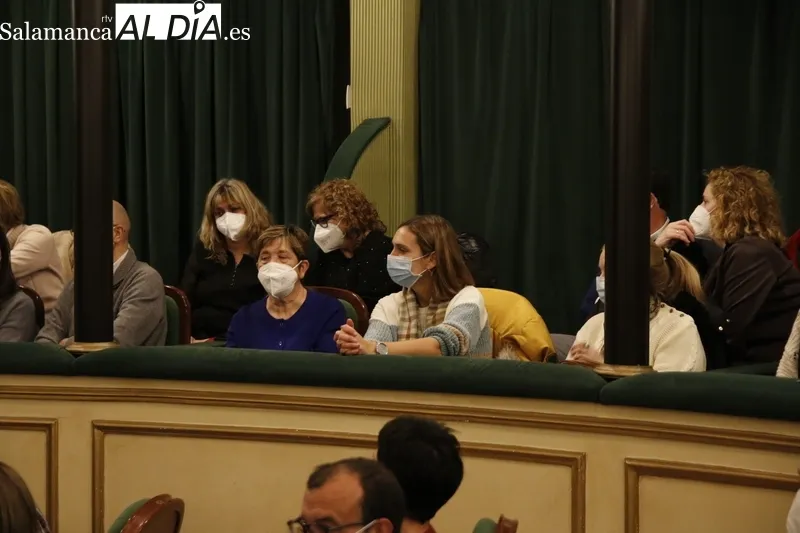 Estreno en el Teatro Liceo de '5 segundos, 120 kilos'. Fotos: David Sañudo