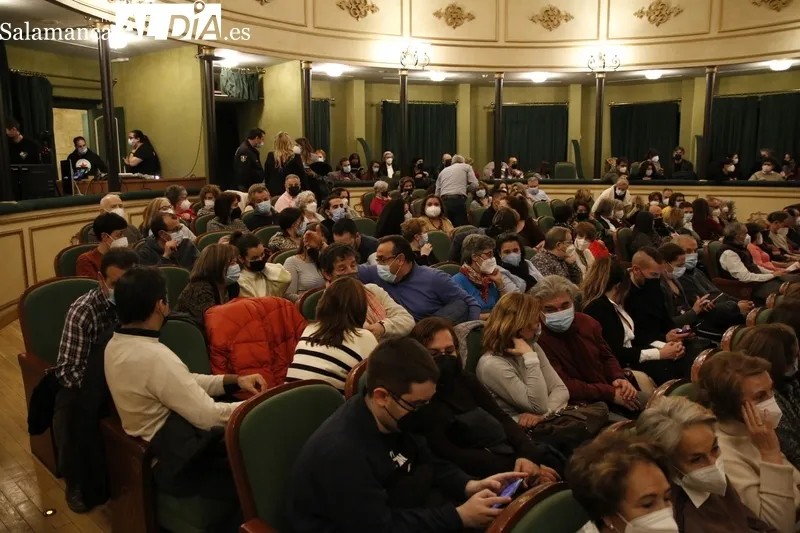 Estreno en el Teatro Liceo de '5 segundos, 120 kilos'. Fotos: David Sañudo