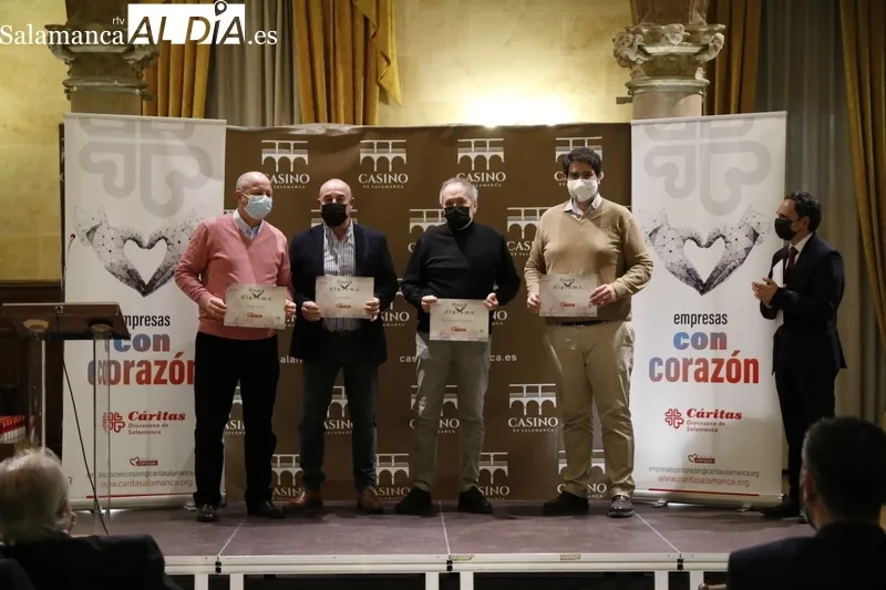 Foto 10 - C&aacute;ritas Salamanca reconoce el compromiso de las 'Empresas con Coraz&oacute;n' 