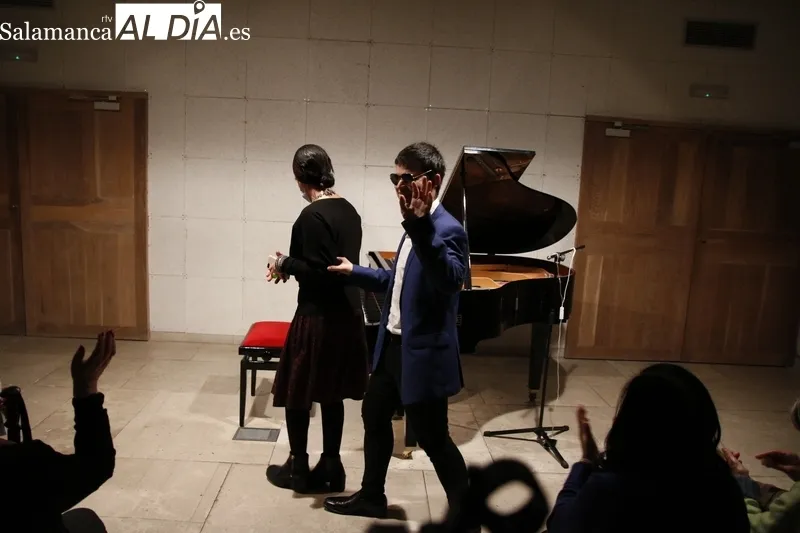 Concierto del pianista Adrián Rincón en la Casa de las Conchas. Fotos: David Sañudo