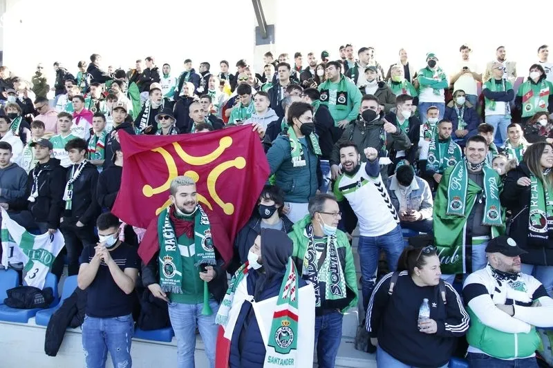Galería de imágenes de la afición del Racing de Santander / Fotos: David Sañudo