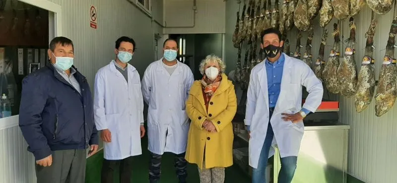 Visita institucional de la subdelegada del Gobierno, Encarnación Pérez, a Frades de la Sierra - Subd. Gobierno en Salamanca