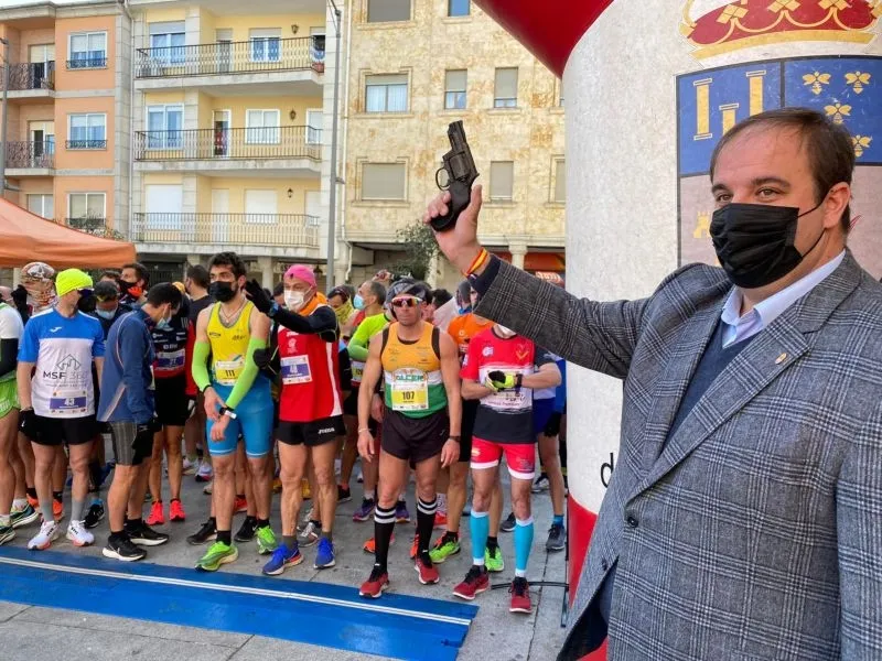 Foto 2 - Javier Montero y Gema Mart&iacute;n se imponen en la Media Marat&oacute;n de Guijuelo