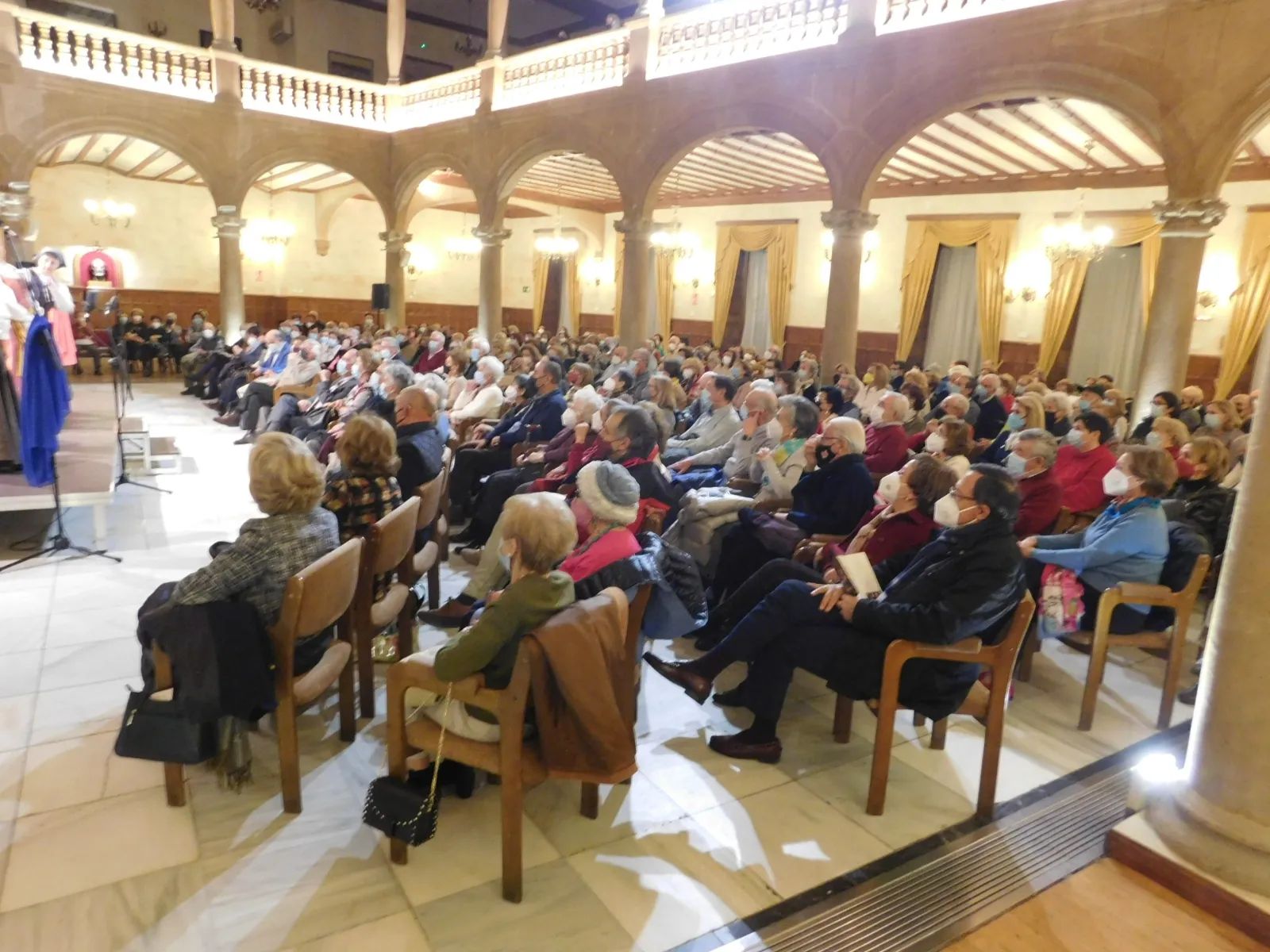 Foto 6 - Representaci&oacute;n de 'Buscando a Nebrija' en el Casino de Salamanca