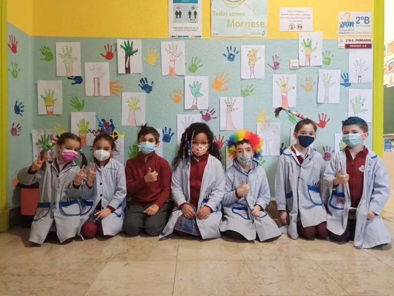 Foto 8 - El colegio San Juan Bosco celebra el D&iacute;a del C&aacute;ncer junto a la asociaci&oacute;n Pyfano