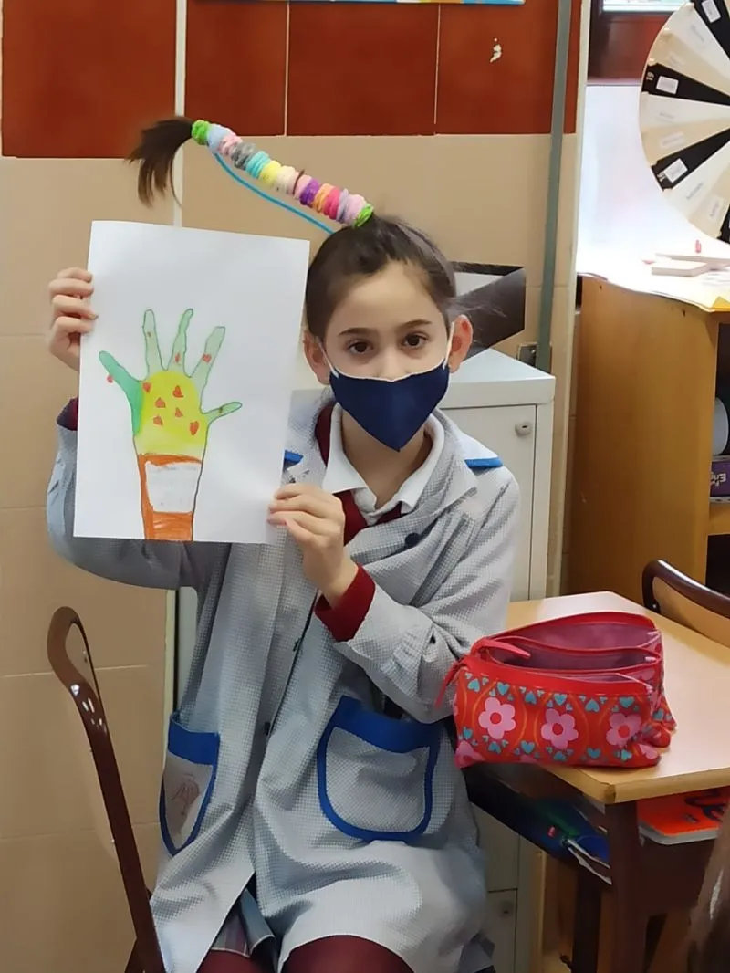 Foto 3 - El colegio San Juan Bosco celebra el D&iacute;a del C&aacute;ncer junto a la asociaci&oacute;n Pyfano