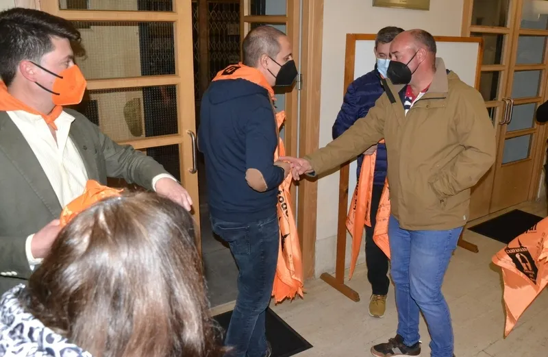 Foto 7 - Carnavaldeltoro.es reparte los primeros pa&ntilde;uelos farinatos del Carnaval 2022