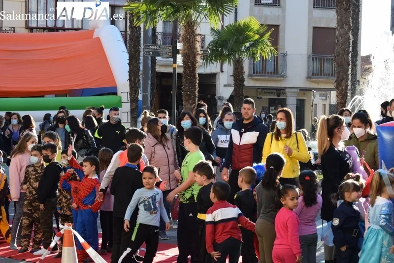 Foto 11 - Hinchables para celebrar el Carnaval en Alba de Tormes