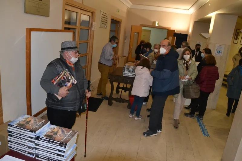 Foto 5 - Abierto el preCarnaval Cultural con la presentaci&oacute;n de un Libro adelgazado por la ausencia del Carnaval&rsquo;21