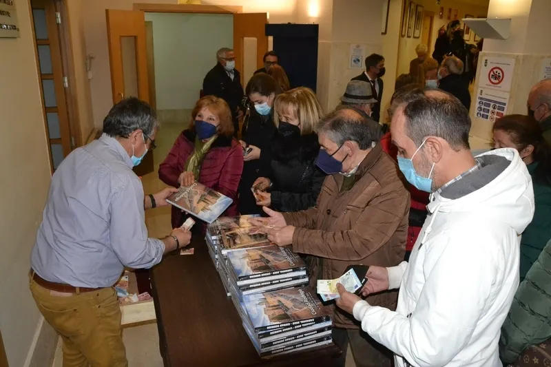 Foto 4 - Abierto el preCarnaval Cultural con la presentaci&oacute;n de un Libro adelgazado por la ausencia del Carnaval&rsquo;21