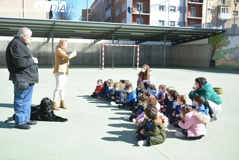 Acto de la ONCE en el colegio Marista Champagnat. Foto de Vanesa Martins