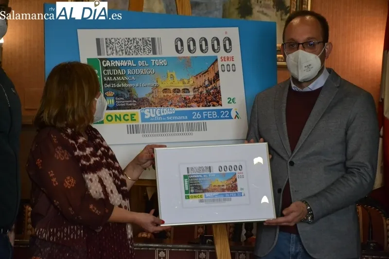 Foto 2 - 5,5 millones de cupones de la ONCE promocionan el Carnaval del Toro por toda Espa&ntilde;a