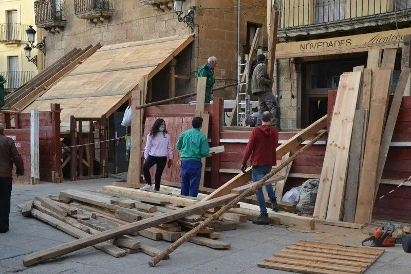 Foto 11 - La gran sinfon&iacute;a precarnavalera del martilleo de puntas est&aacute; de vuelta