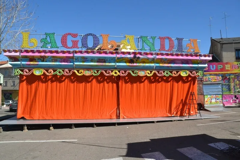 Foto 4 - Instaladas las &uacute;ltimas atracciones infantiles