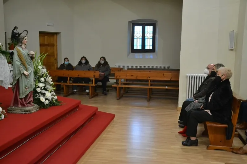 Foto 6 - Unas 40 mujeres se re&uacute;nen en Santa Marina para honrar a Santa &Aacute;gueda