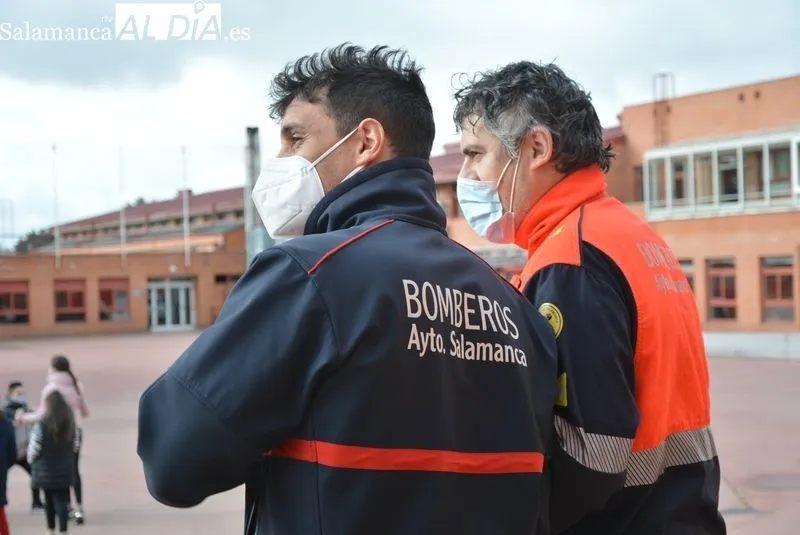 Bomberos de Salamanca en diferentes puestos | Foto: Vanesa Martins