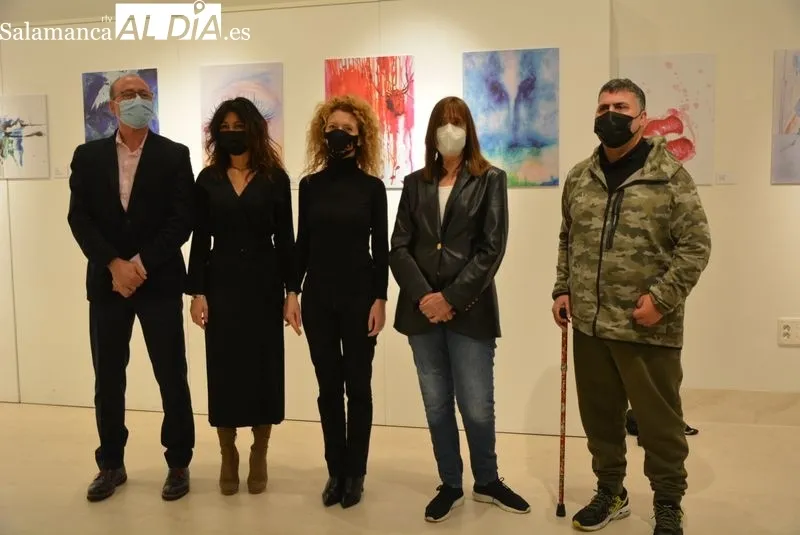 Exposición de Raquel González sobre las ilustraciones del libro ‘La luz del relámpago’ | Fotos: Vanesa Martins