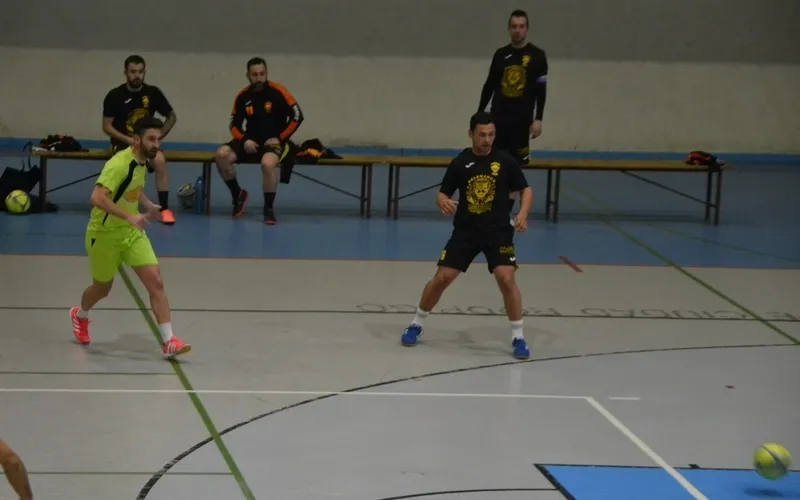 Foto 10 - El Mir&oacute;briga Futsal sufre hasta el &uacute;ltimo segundo pero se coloca como l&iacute;der en solitario