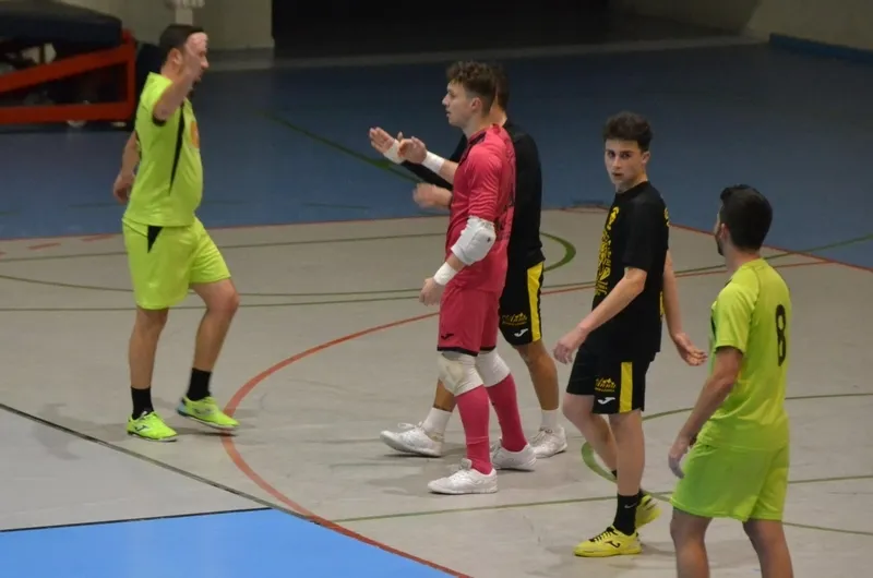 Foto 5 - El Mir&oacute;briga Futsal sufre hasta el &uacute;ltimo segundo pero se coloca como l&iacute;der en solitario