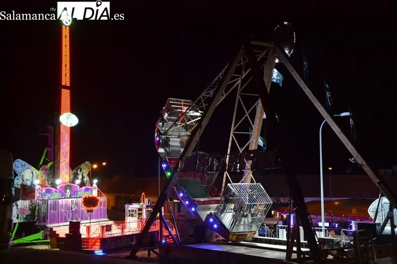 Foto 3 - Siguen llegando atracciones mientras ya est&aacute;n las primeras en marcha