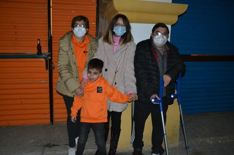Foto 7 - Flori Ratero relata vivencias personales en la at&iacute;pica inauguraci&oacute;n de las casetas de la Plazuela