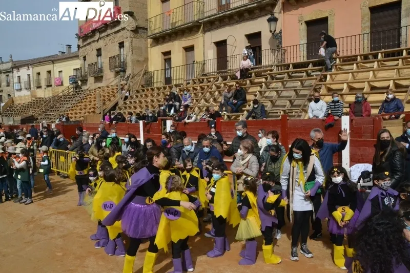 Foto 11 - Misioneras-Santa Teresa se lanza a la aventura del Carnaval 2022
