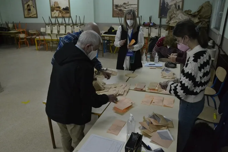 Foto 8 - El PP gana una vez m&aacute;s en Ciudad Rodrigo, el PSOE baja, y VOX &lsquo;hereda&rsquo; los datos de Cs, que se hunde