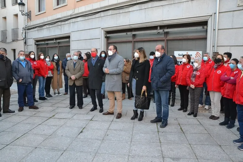 Foto 6 - Ciudad Rodrigo estrena la calle &lsquo;Voluntariado Cruz Roja&rsquo; en reconocimiento a su &ldquo;encomiable labor&rdquo;