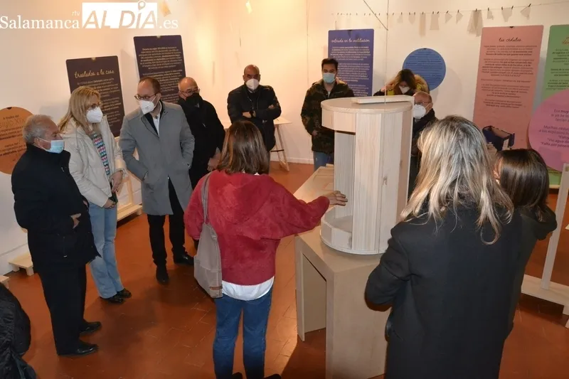 Foto 10 - Llega a Ciudad Rodrigo la dura exposici&oacute;n del Archivo de la Diputaci&oacute;n sobre los ni&ntilde;os exp&oacute;sitos