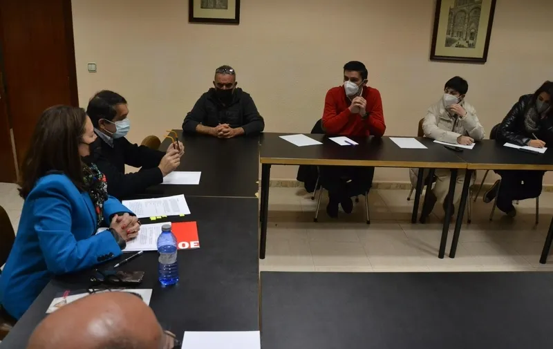Foto 3 - Afecir mantiene una reuni&oacute;n con candidatos del PSOE a las Cortes