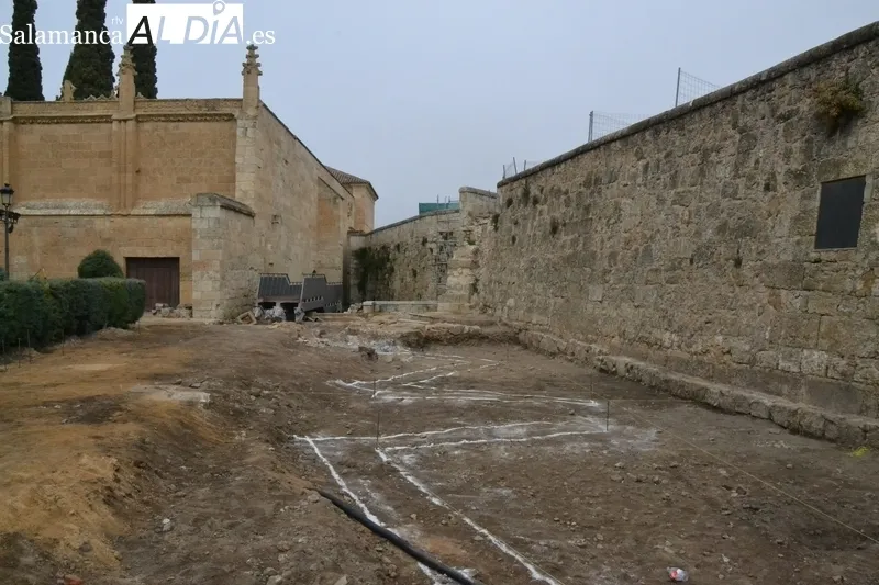 Foto 7 - Desmontada la escalera de acceso a la muralla desde la Plazuela de Amayuelas