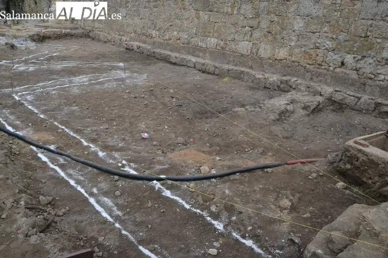 Foto 6 - Desmontada la escalera de acceso a la muralla desde la Plazuela de Amayuelas
