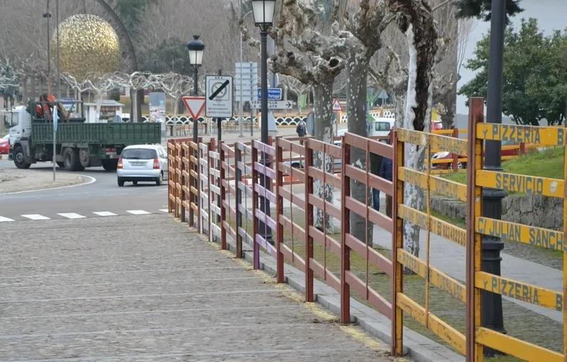 Foto 7 - El Registro da la bienvenida a los puentes y gradas carnavaleros