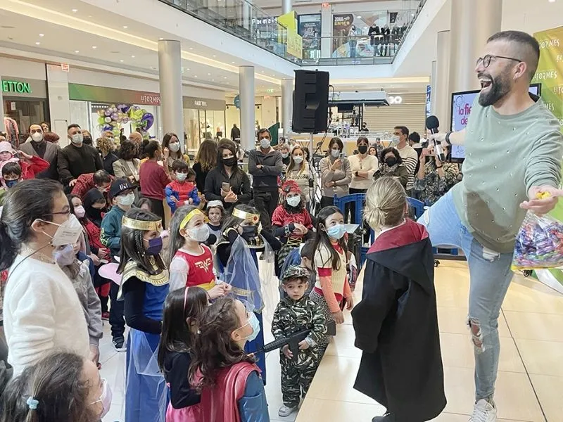 Foto 2 - El CC El Tormes celebra su gran fiesta de carnaval