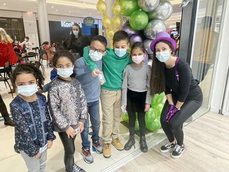 Foto 6 - El CC El Tormes celebra su gran fiesta de carnaval