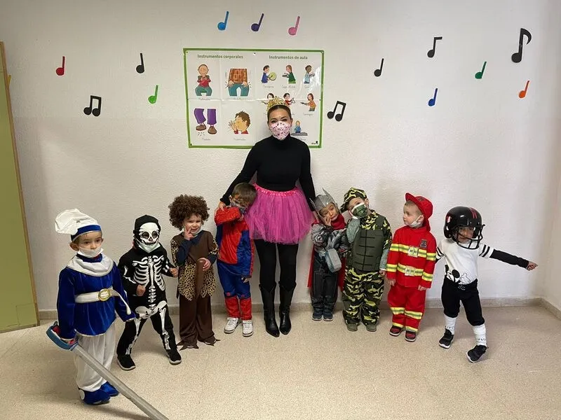 Carnaval en el Colegio Antonio Machado 