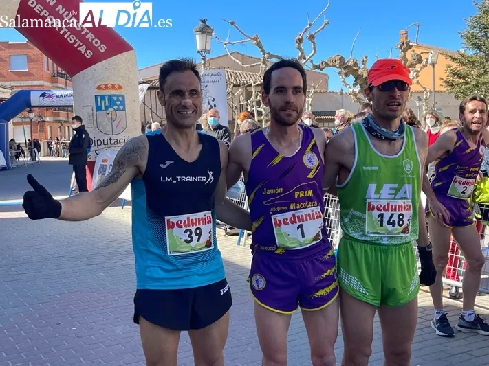 La VIII Legua Villa de Macotera se celebraba este domingo y contaba con gran participación 