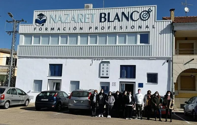 Foto 2 - La AFE &lsquo;Residencias en Alto &Aacute;gueda&rsquo; visita el Centro Nazaret Blanco