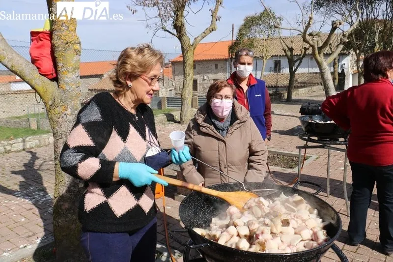 Matanza tradicional en Cipérez / CORRAL