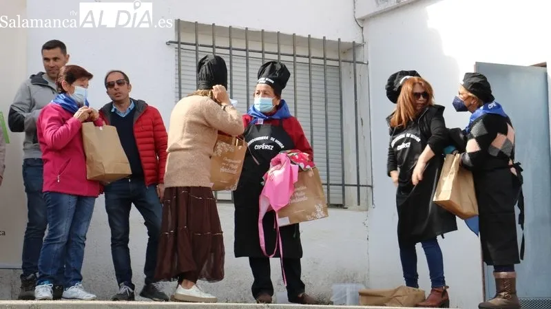 Matanza tradicional en Cipérez / CORRAL