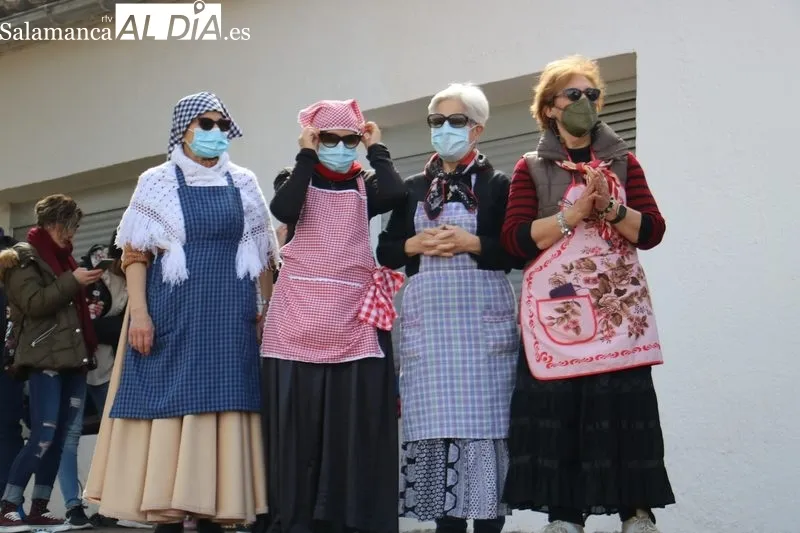 Matanza tradicional en Cipérez / CORRAL