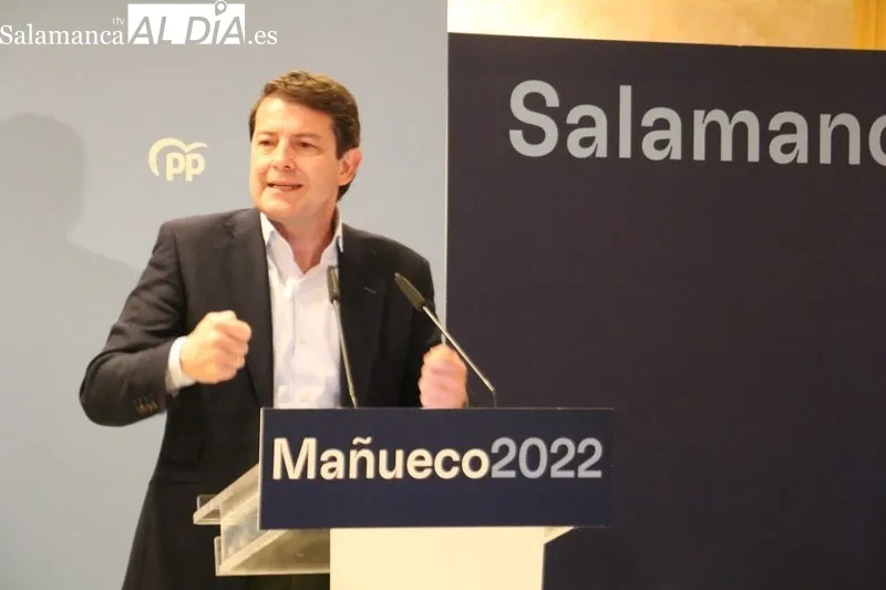 Acto electoral del PP en Vitigudino con Alfonso Fernández Mañueco / CORRAL