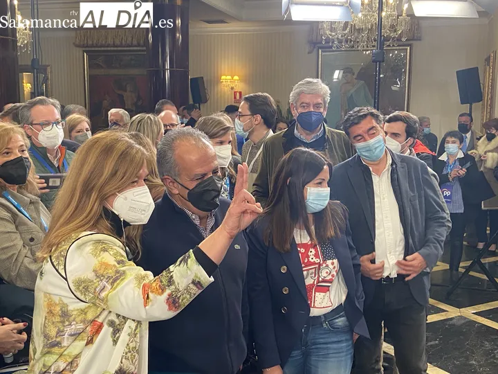 Foto 11 - El PP gana las elecciones auton&oacute;micas: "Vamos a tener un gobierno fuerte para hacer crecer esta tierra"