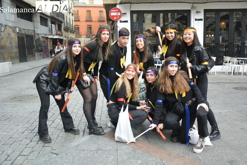 Fiestas de la Facultad de Psicología de la USAL en el centro de Salamanca. Fotos de Vanesa Martins