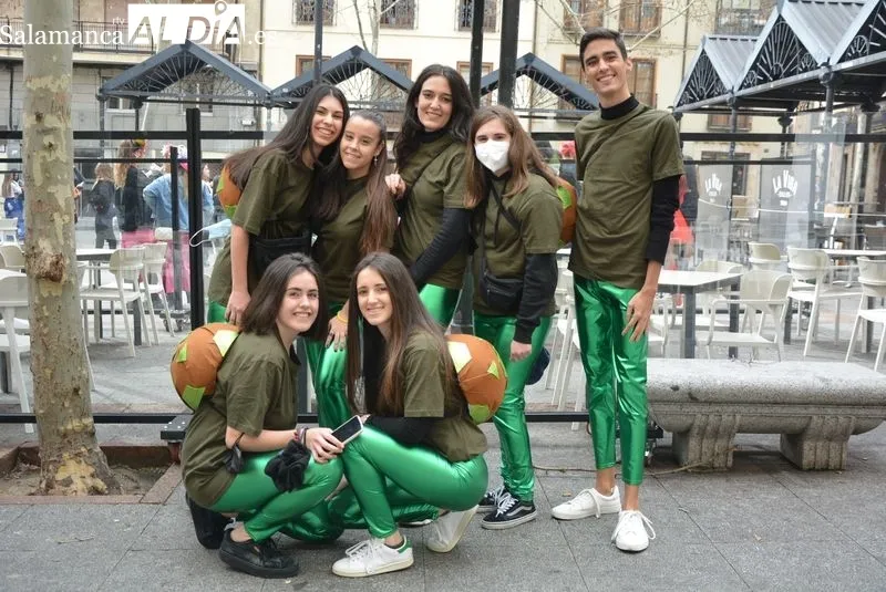 Fiestas de la Facultad de Psicología de la USAL en el centro de Salamanca. Fotos de Vanesa Martins