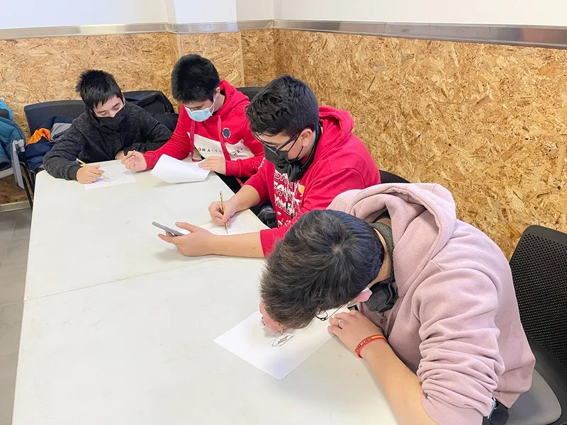 Taller de máscaras en Carbajosa