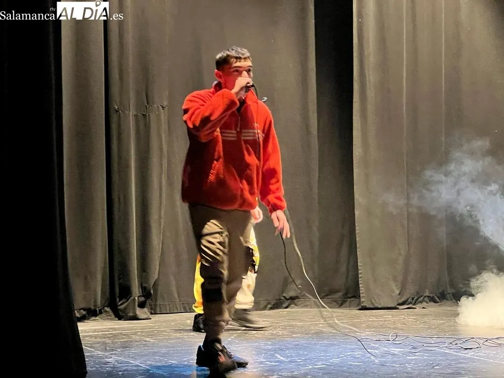 Foto 9 - La juventud disfruta con el concierto de rap de DPS y YoungTahy