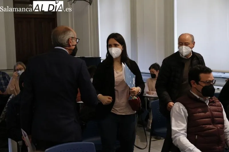 La Diputación de Salamanca entrega los inventarios de bienes municipales a una veintena de municipios de la provincia / FOTOS: DAVID SAÑUDO