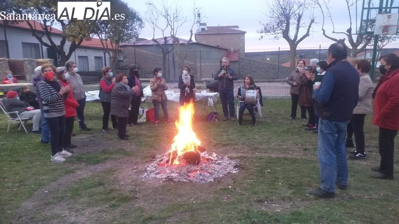 Los vecinos de Cipérez volvieron a celebrar el Jueves Merendero