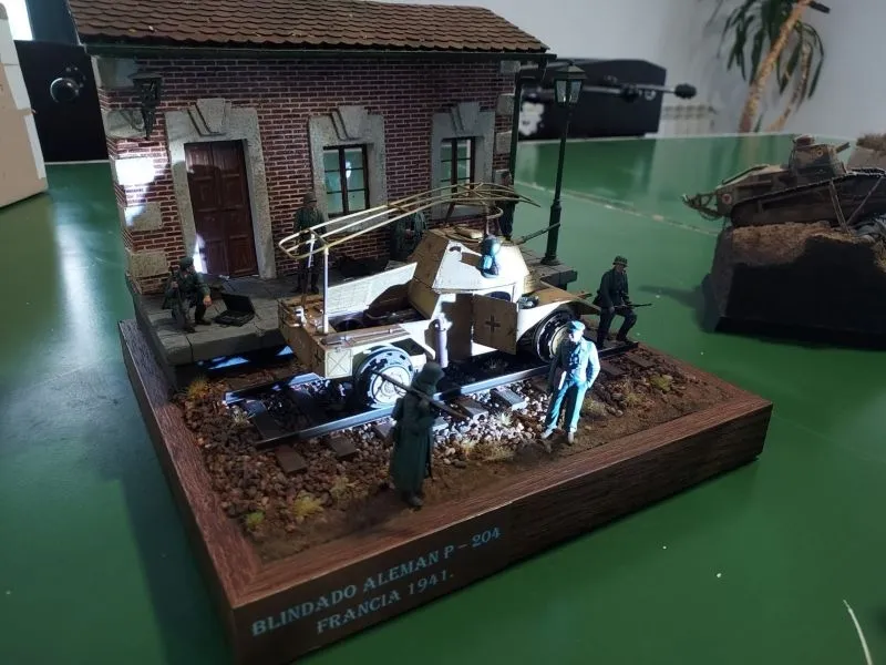Foto 7 - Un nuevo taller de modelismo atrae a los aficionados a Santa Marta de Tormes